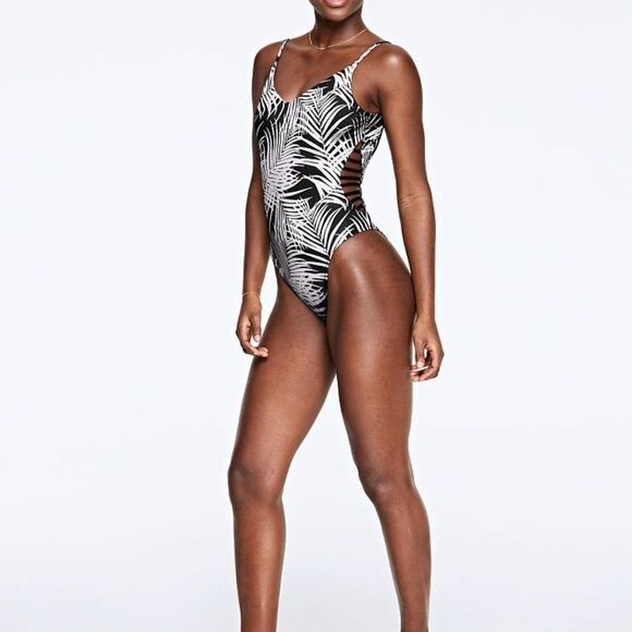 PINK VS Gym to Swim Strappy Bodysuit - Picture 3 of 3